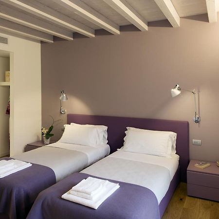 Manzoni 124 Bed&Relax Bed & Breakfast Esine Екстериор снимка